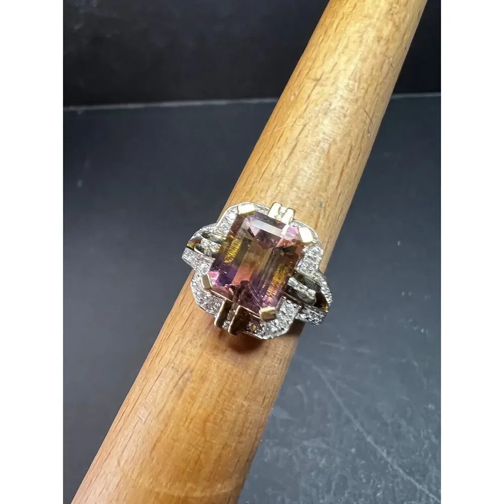 unknown vintage gold